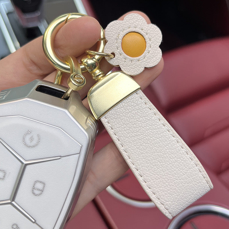 Fashion pendant key chain